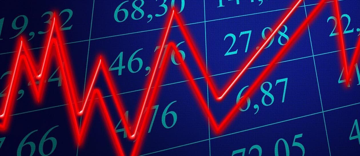 Europa positiva con tregua Usa Cina. Spread gi a 231 rendimenti